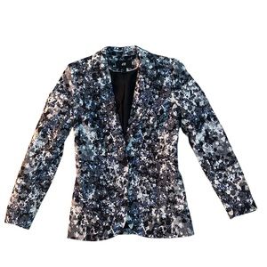 Black Blue and White H&M blazer